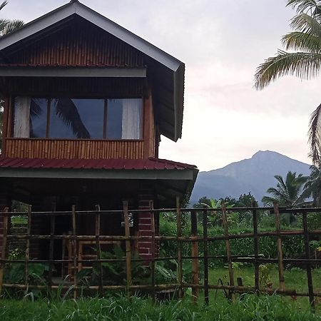 Coconut Homestay 테테바투 외부 사진